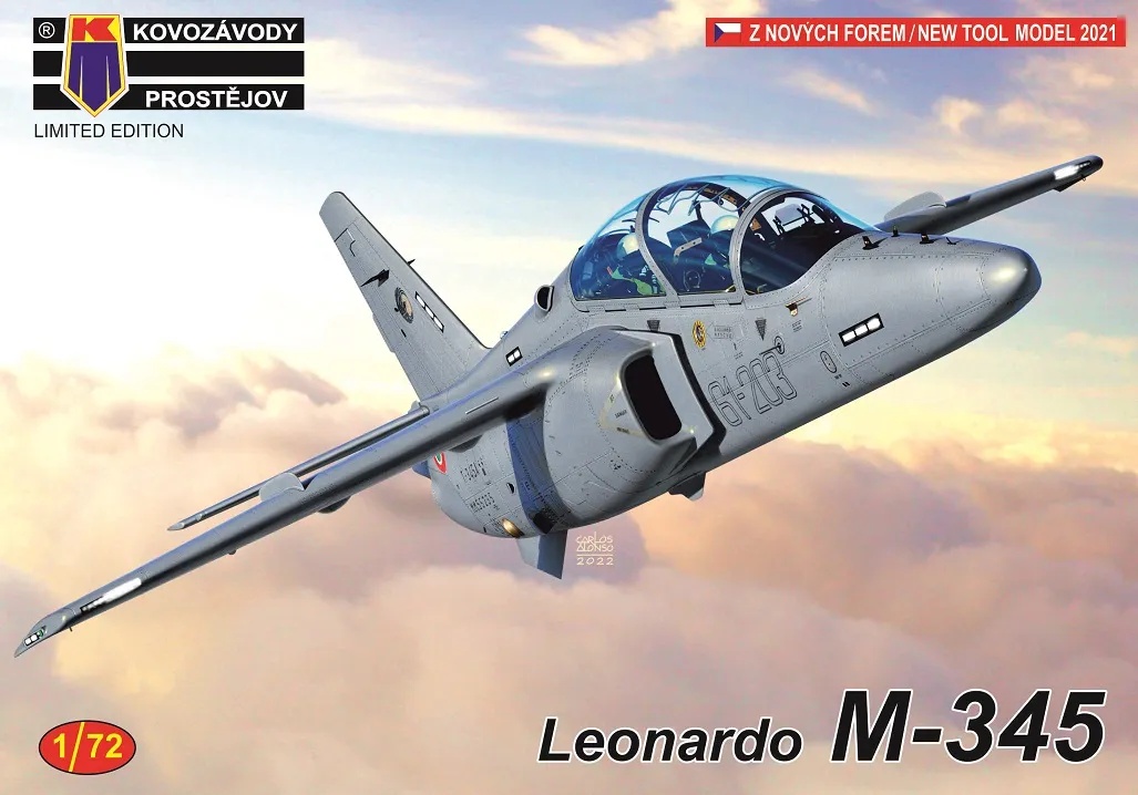 1/72 Leonardo M-345