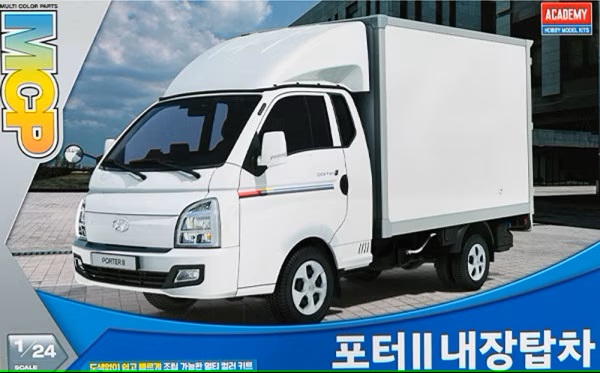 Academy 15145 - Hyundai Porter II Dry Van Truck (1:24)